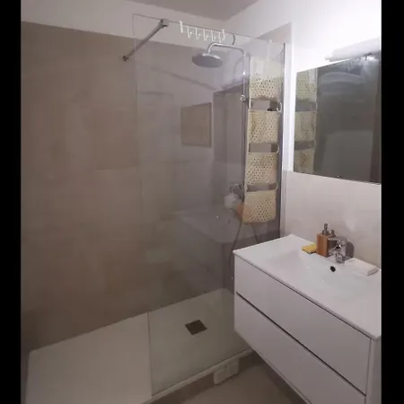 Appartement Cosy 50sqm Flat At Eiffel Tower And Parc Expos With Parking